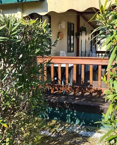 La Dolce Кемпінг *